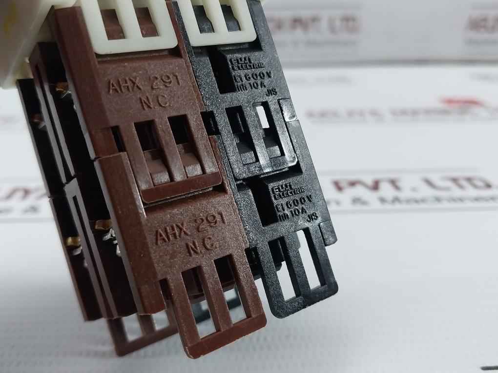 Fuji Electric Ah30-fb22 Push Button