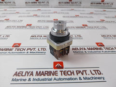 Fuji Electric AH30-J2D Command Switch 6A 250V 41-10896