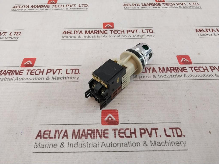 Fuji Electric Ah30-l2 Green Push Button Command Switch 200-220V 50-60Hz