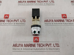 Fuji Electric Ah30-l2 Green Push Button Command Switch 200-220V 50-60Hz