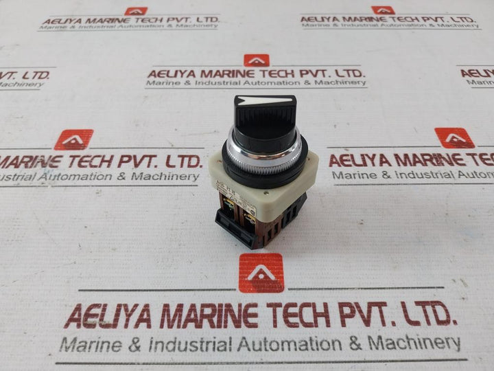 Fuji Electric Ah30-p2 7S Selector Switch 250V 6A 600Vac 41-10896