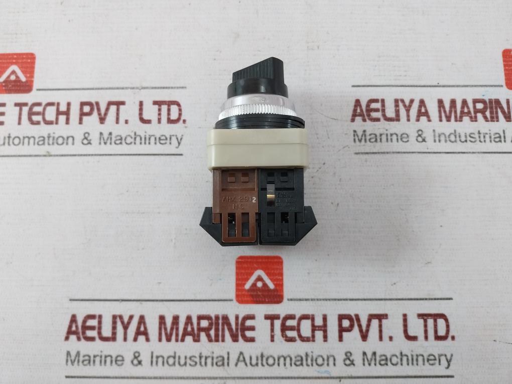 Fuji Electric Ah30-p2 7S Selector Switch 250V 6A 600Vac 41-10896