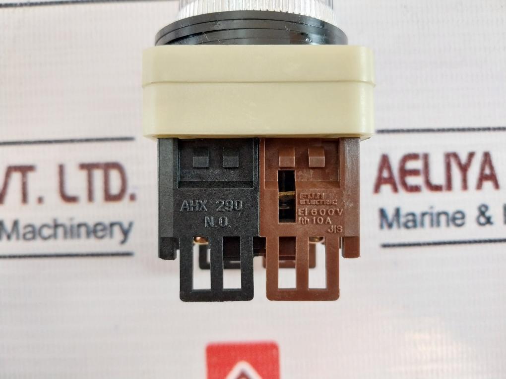 Fuji Electric AH30-P2/P2B11 Selector Switch AHX 290