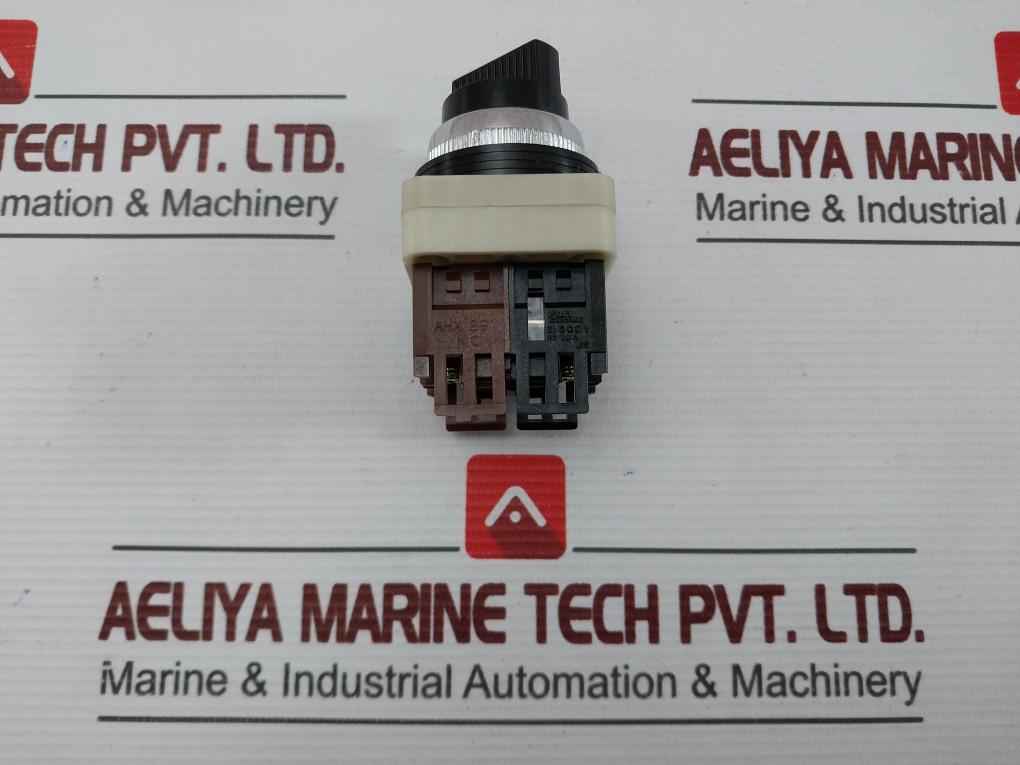 Fuji Electric Ah30-p3B11 Select Switch 250V 6A