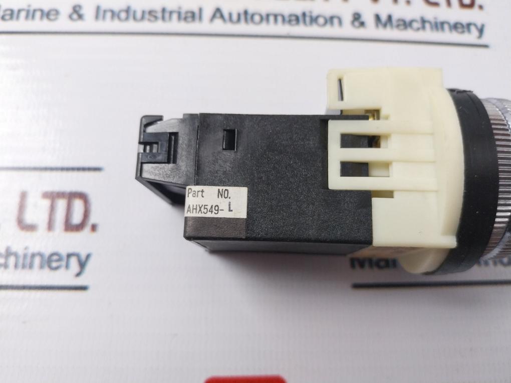 Fuji Electric AH30-Z-0160 Command Switch Push Button AHX549-L