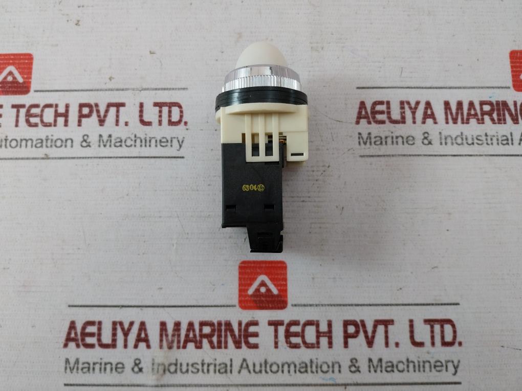 Fuji Electric Ah30-zm Pilot Light Ahx503-m 30V 2W 50V 200-220V 50-60Hz 18V