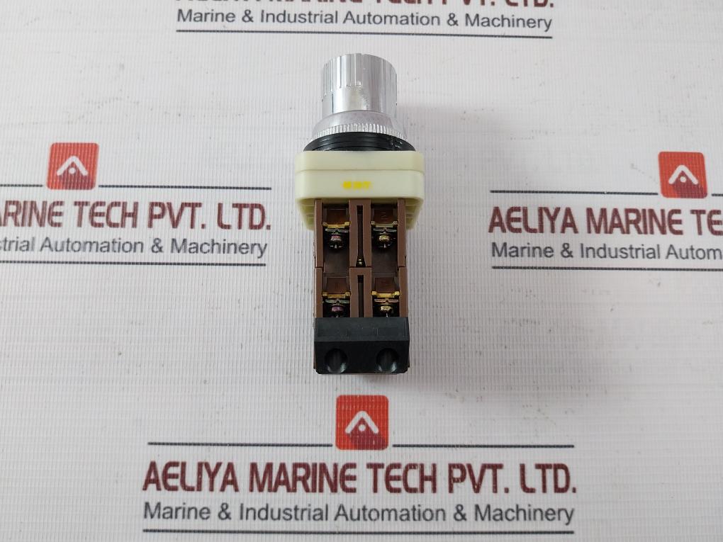 Fuji Electric Ah30 Push Button Command Switch S6B22 10A 600Vac 253C