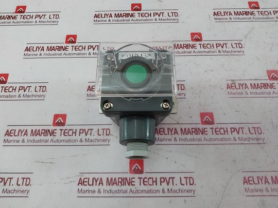 Fuji Electric Ar22F0R Control Push Button Pilot Lights 250V 6A A600 R300