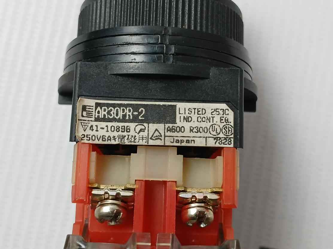 Fuji Electric Ar30Pr-2 Selector Switch 250V 6A