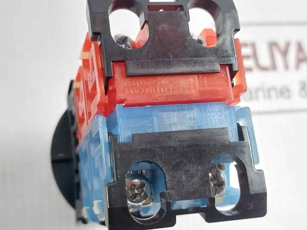 Fuji Electric Ar30Pr-2 Selector Switch 600V 10A