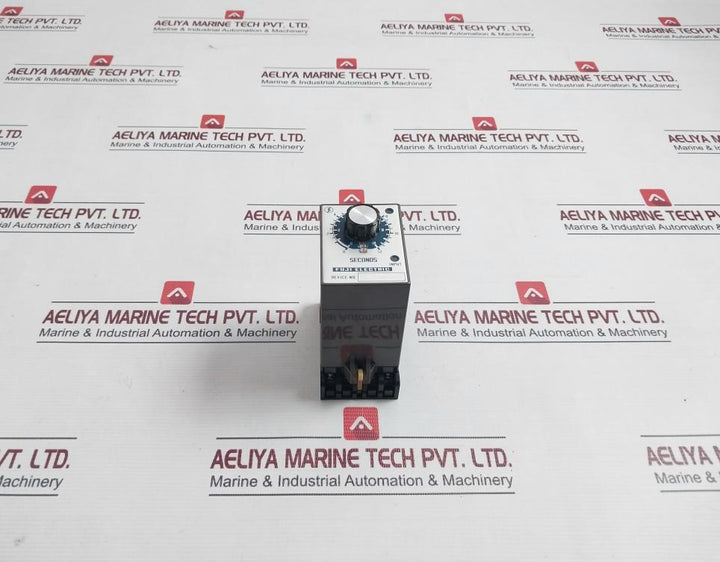 Fuji Electric Atm2Pad Motor Timer 110V 50/60Hz Atx1Ps