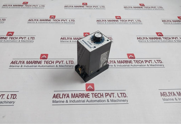 Fuji Electric Atm2Pad Motor Timer 110V 50/60Hz Atx1Ps