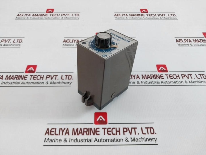 Fuji Electric Atm2Pad Motor Timer 110V 50/60Hz Ac 220V 5A 0.5A 0-70 Sec 50Hz