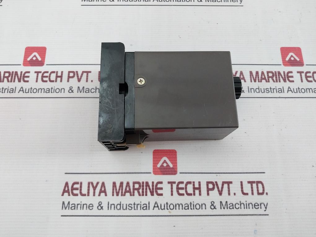 Fuji Electric Atm2Pad Motor Timer Module With Base 110V 50/60Hz 5A