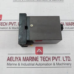 Fuji Electric Atm2Pad Motor Timer Module With Base 110V 50/60Hz 5A