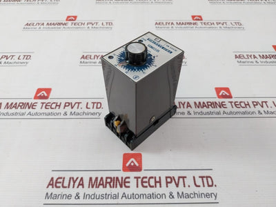 Fuji Electric Atm2Pad Motor Timer With Base 0-60Sec 110V 50/60Hz