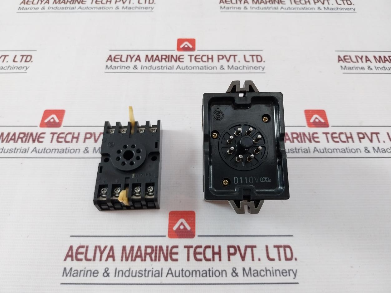 Fuji Electric Atm2Pad Motor Timer With Base 0 To 30Sec 110V 50/60Hz