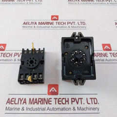 Fuji Electric Atm2Pad Motor Timer With Base 0 To 30Sec 110V 50/60Hz