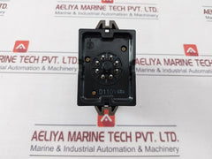 Fuji Electric Atm2Pad Motor Timer With Base 0 To 30Sec 110V 50/60Hz