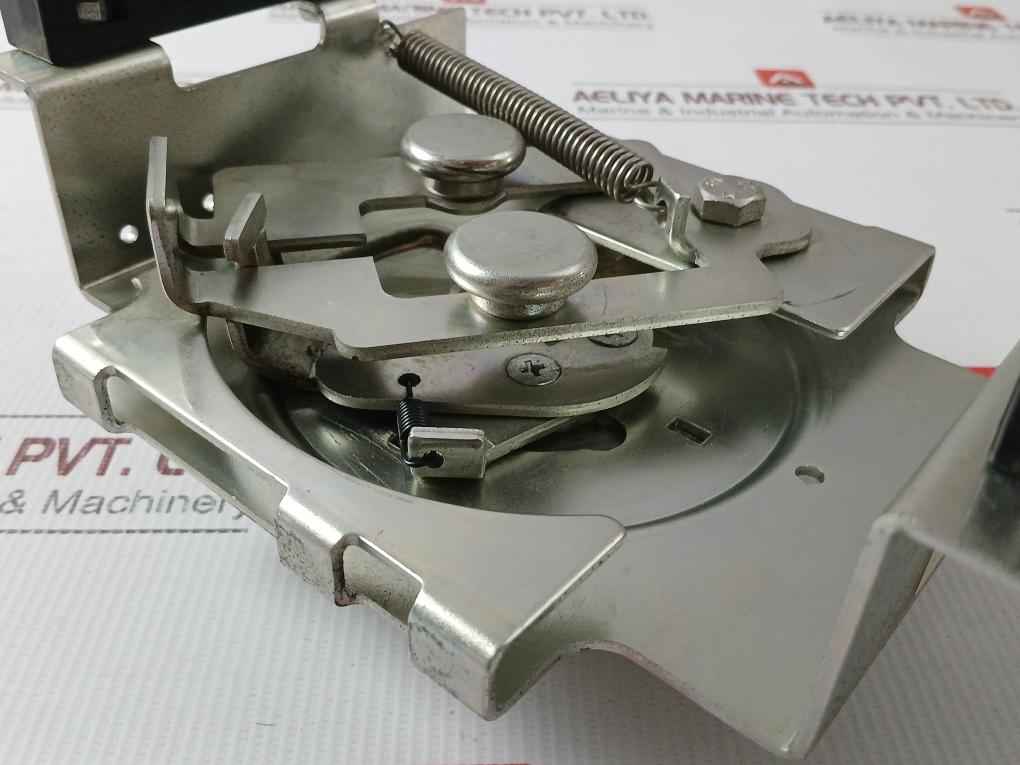 Fuji Electric Bz6v60c Handle Operation Mechanism Fk6x15