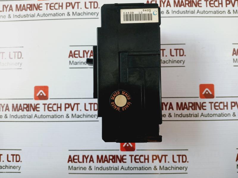 Fuji Electric Ea53B 3-pole Automatic Circuit Breaker 50/60Hz Ac550V