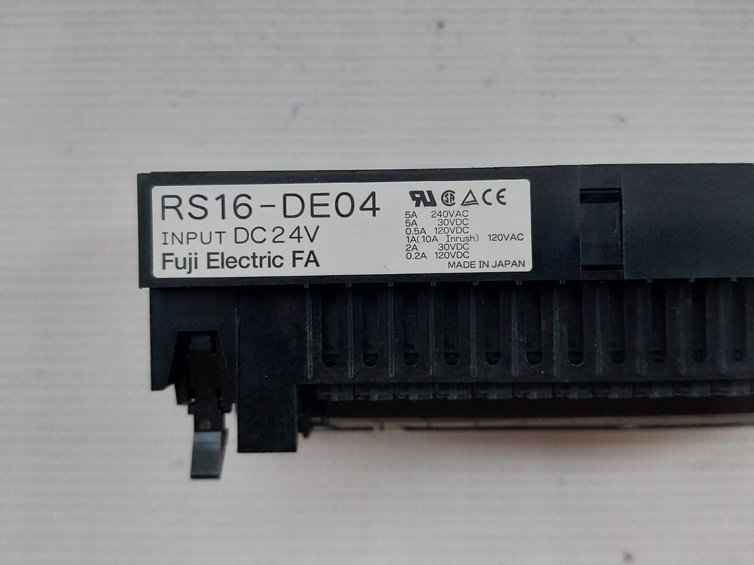 Fuji Electric Fa Rs16-de04 Terminal Relay Input Dc 24V 5A 240Vac