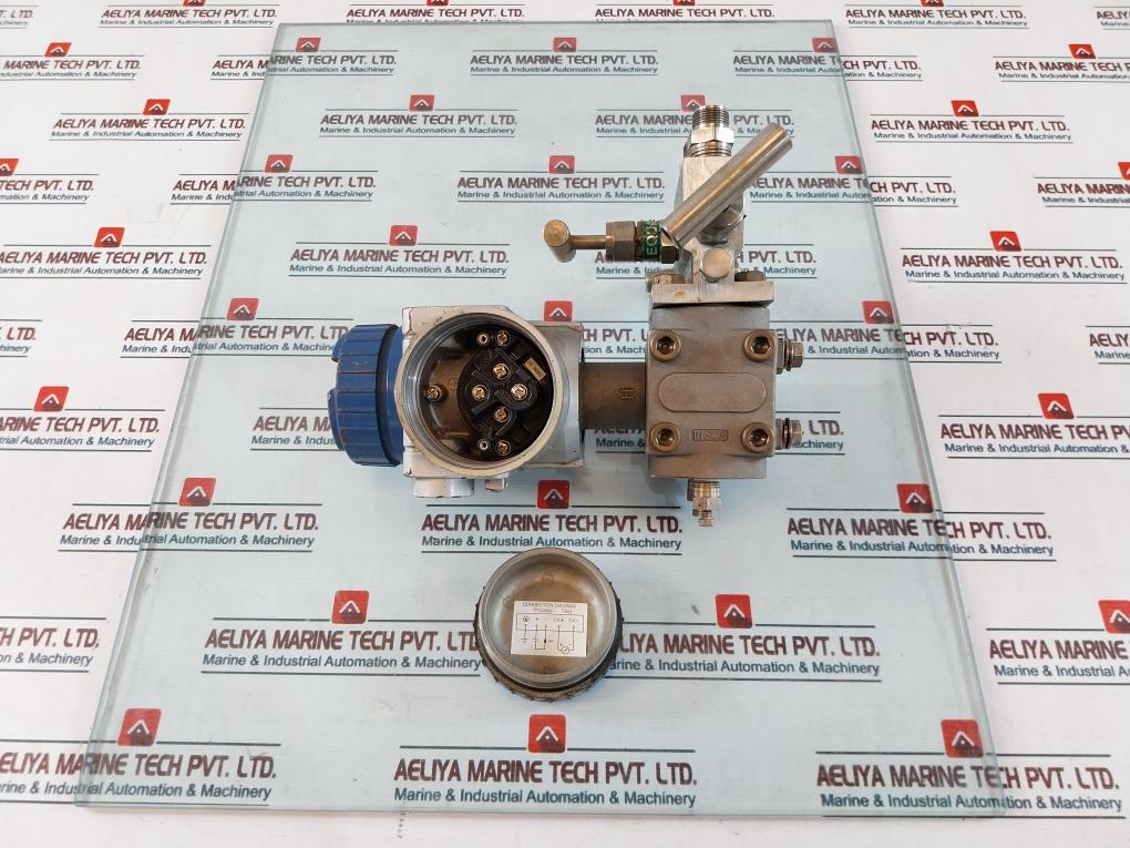 Fuji Electric Fhcb33V4-pacyy-aa Diff. Pressure Transmitter 0-1600 Mmwc