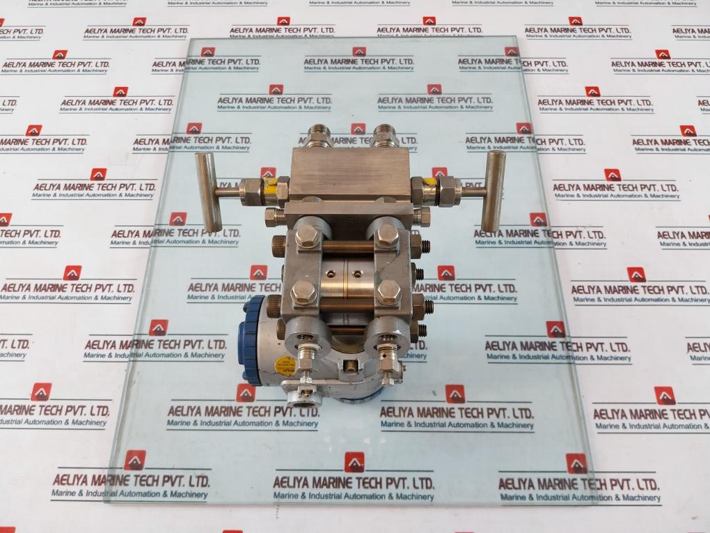 Fuji Electric Fhcb33V4-pacyy-aa Diff. Pressure Transmitter 0-1600 Mmwc