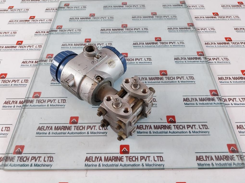 Fuji Electric Fhcb33V4-pacyy-aa Diff. Pressure Transmitter 0-630 Mmwc