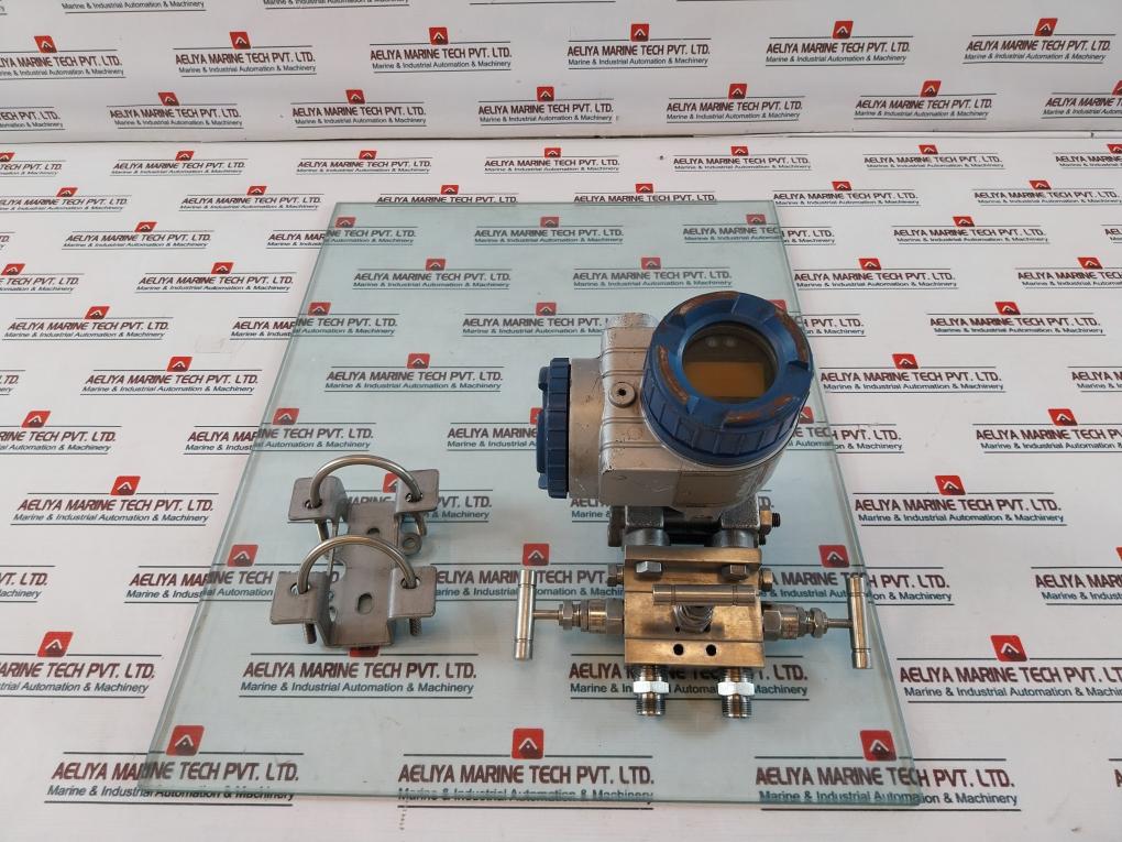 Fuji Electric Fhcb33V4-pacyy-aa Diff. Pressure Transmitter Fcx-aii