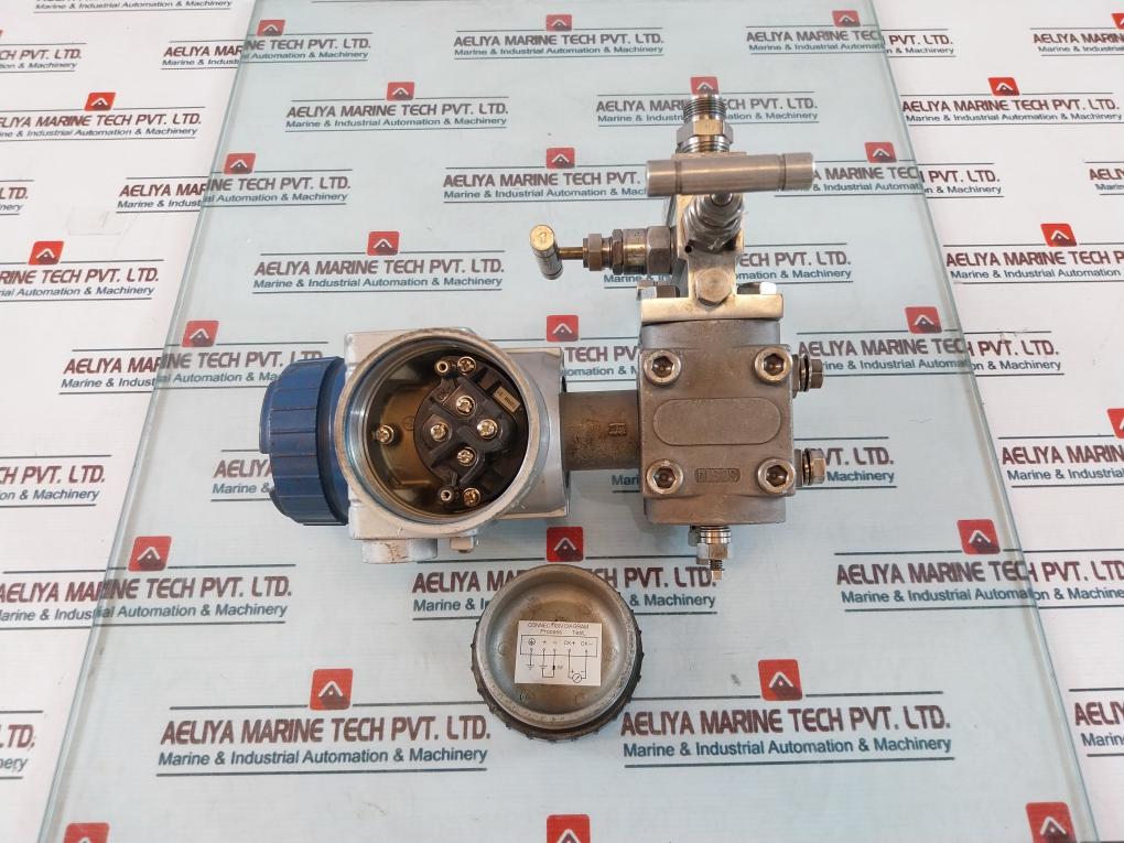 Fuji Electric Fhcb33V4-pacyy-aa Diff. Pressure Transmitter Fcx-aii