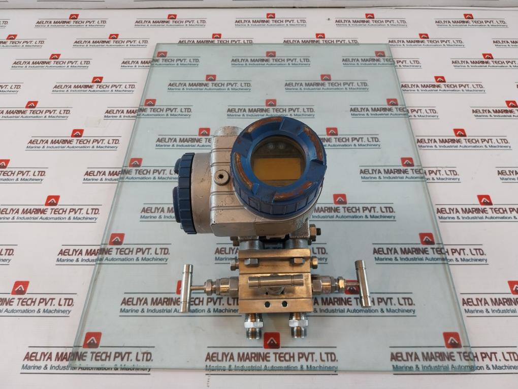 Fuji Electric Fhcb33V4-pacyy-aa Diff. Pressure Transmitter Fcx-aii