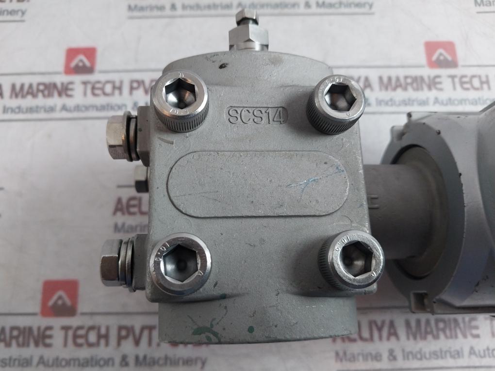 FUJI ELECTRIC FHCB33V4-PACYY-AA Diff Pressure Transmitter 4-20 m adc