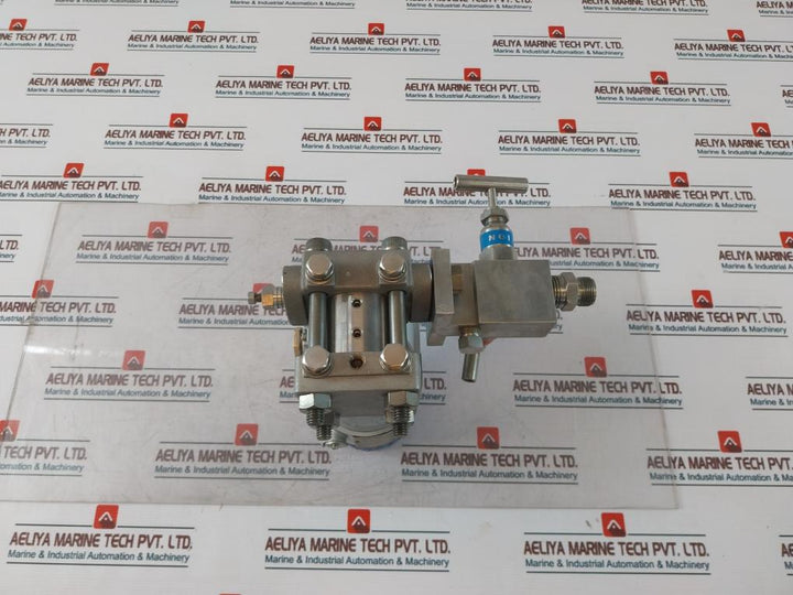 Fuji Electric Fhgb03v4-pacyy-aa Gauge Pressure Transmitter 24vdc