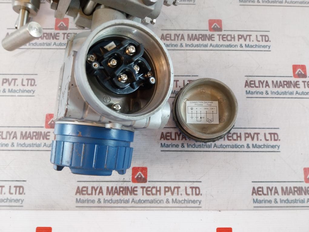 Fuji Electric Fkcb33V4-pacyy-aa Differential Pressure Transmitter 2300 Psi