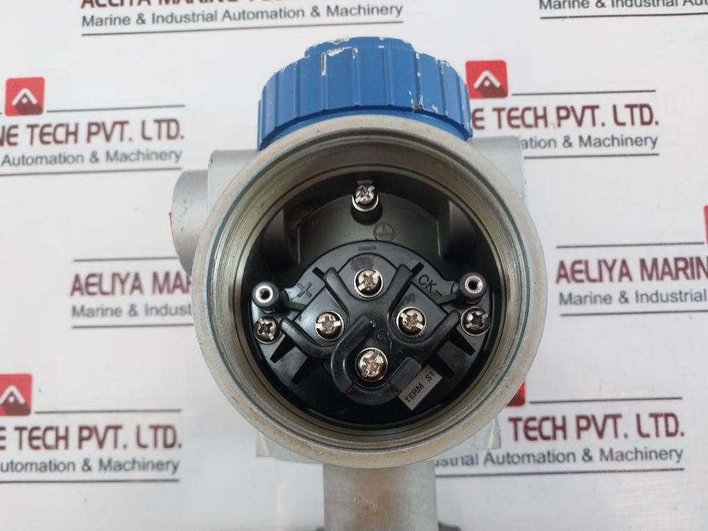 Fuji Electric Fkcb36V4-2Acyy-aa Pressure Transmitter 24V