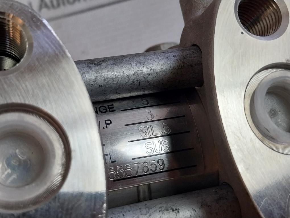 Fuji Electric Fkct36V5Akcyyaa Pressure Transmitter 4-20Madc 338J088 Fkct36V5