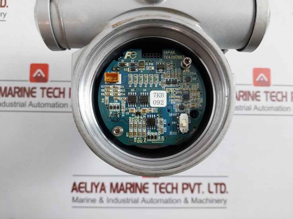Fuji Electric Fkpvo2V5Akaby0Y Fcx-aii Gauge Pressure Transmitter 28Vdc 4-20Ma Dc