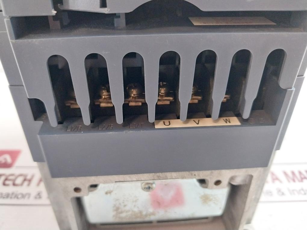 Fuji Electric Frn0005C2S-4A Ac Drive Adc12 Kmt 278V Ptsa310480-01