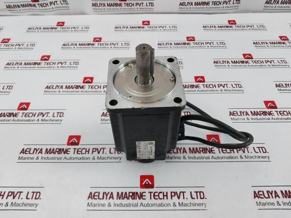 Fuji Electric Gys751dc2-t2a Servo Motor 750w 200hz 4.8a