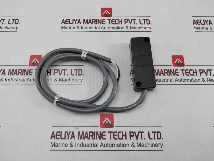 Fuji Electric Pm-2s Magnetic Proximity Switch 1-meter