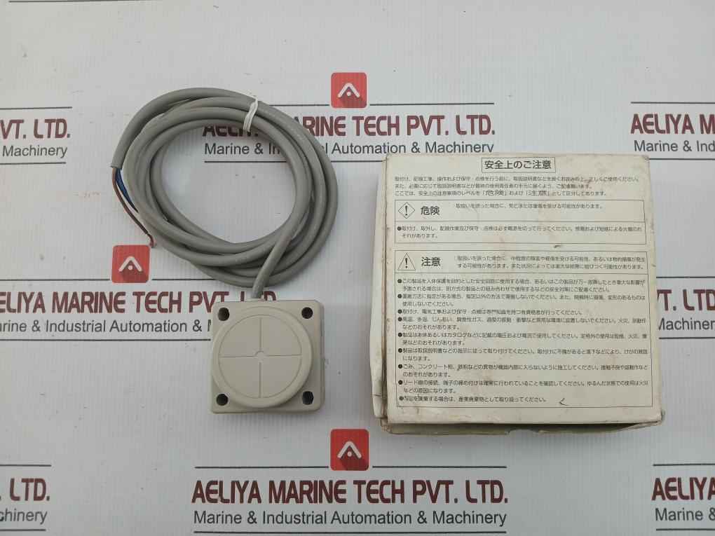 Fuji Electric Proximity Switch 10-30Vdc Pe-b30Db/147