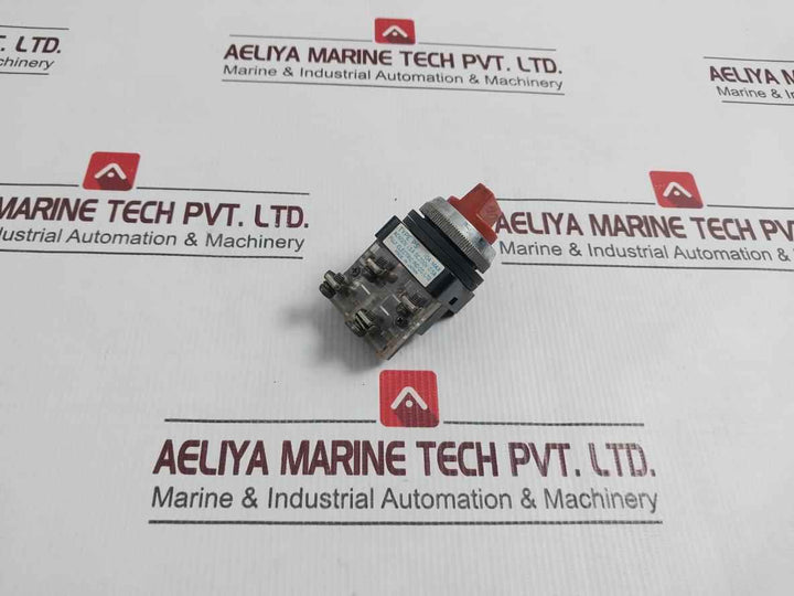 Fuji Electric Push Button Switch 10A Max Ac600V 1.5A
