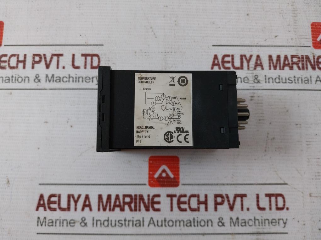 Fuji Electric Pxf4Abu2-gvy00 Temperature Controller 100-240Vac 50/60Hz 10Va