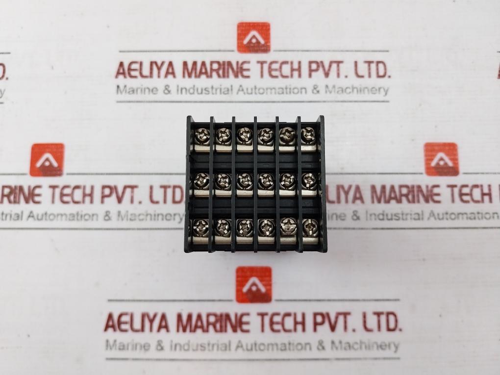 Fuji Electric Pxr-4 Temperature Controller Pxr4tey1-1vm70 100-240vac 12va