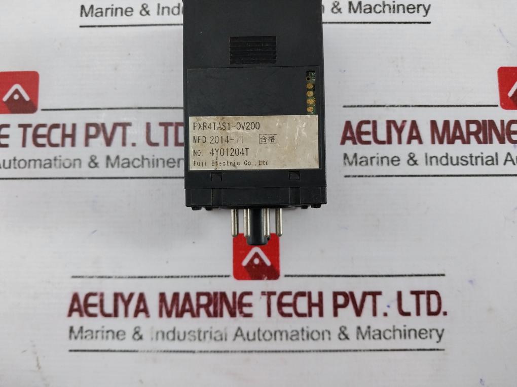 Fuji Electric Pxr4Tas1-0V200 Temperature Controller 4Y01204T 100-240Vac
