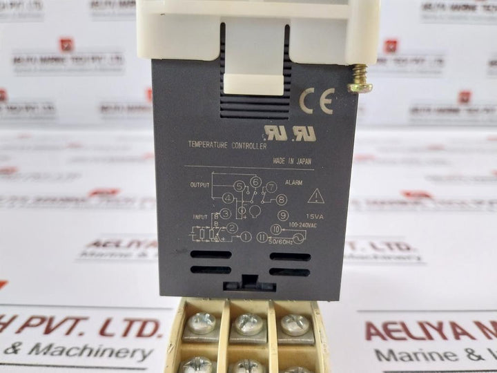 Fuji Electric Pxv4 Temperature Controller Pxv4Bey2-1V000-d W/ Base Unit