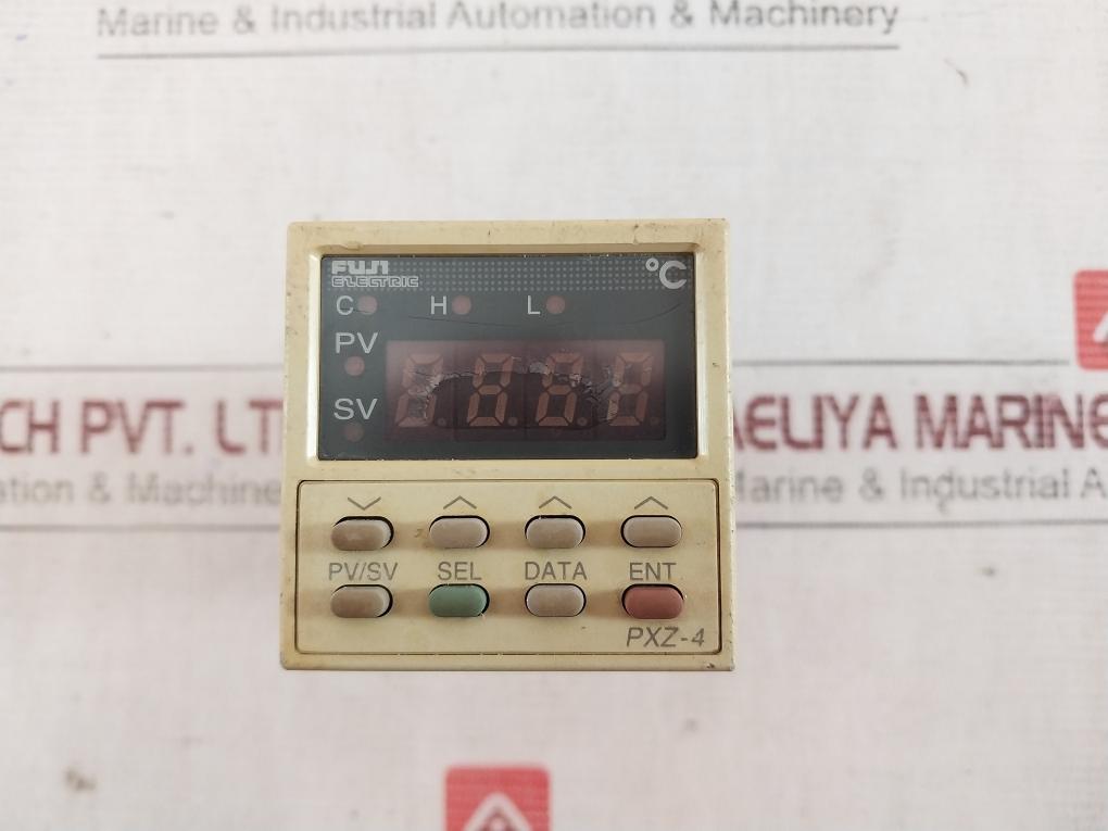 Fuji Electric Pxz-4 Temperature Controller 3429896T 100-240Vac 50/60Hz 15Va