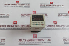 Fuji Electric Pxz4Tay2-1Vc75 Temperature Controller With Base Tp411Sba