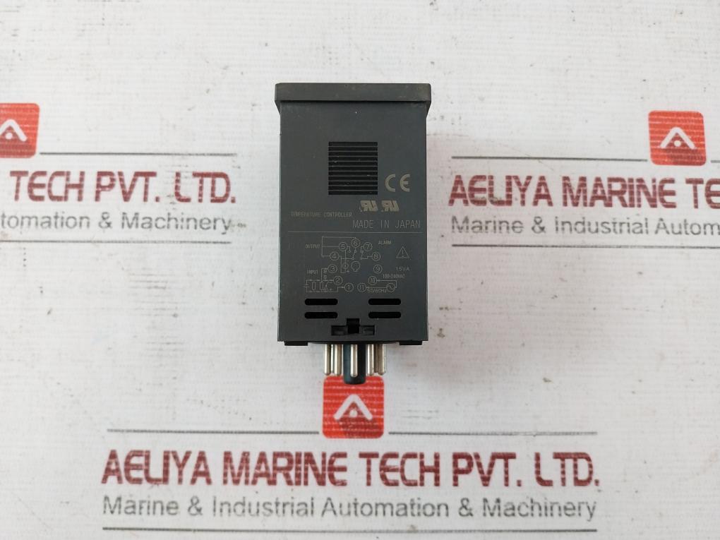 Fuji Electric Pxz4Tay2-5Vc26-d Temperature Controller 100-240Vac 50/60Hz 15Va